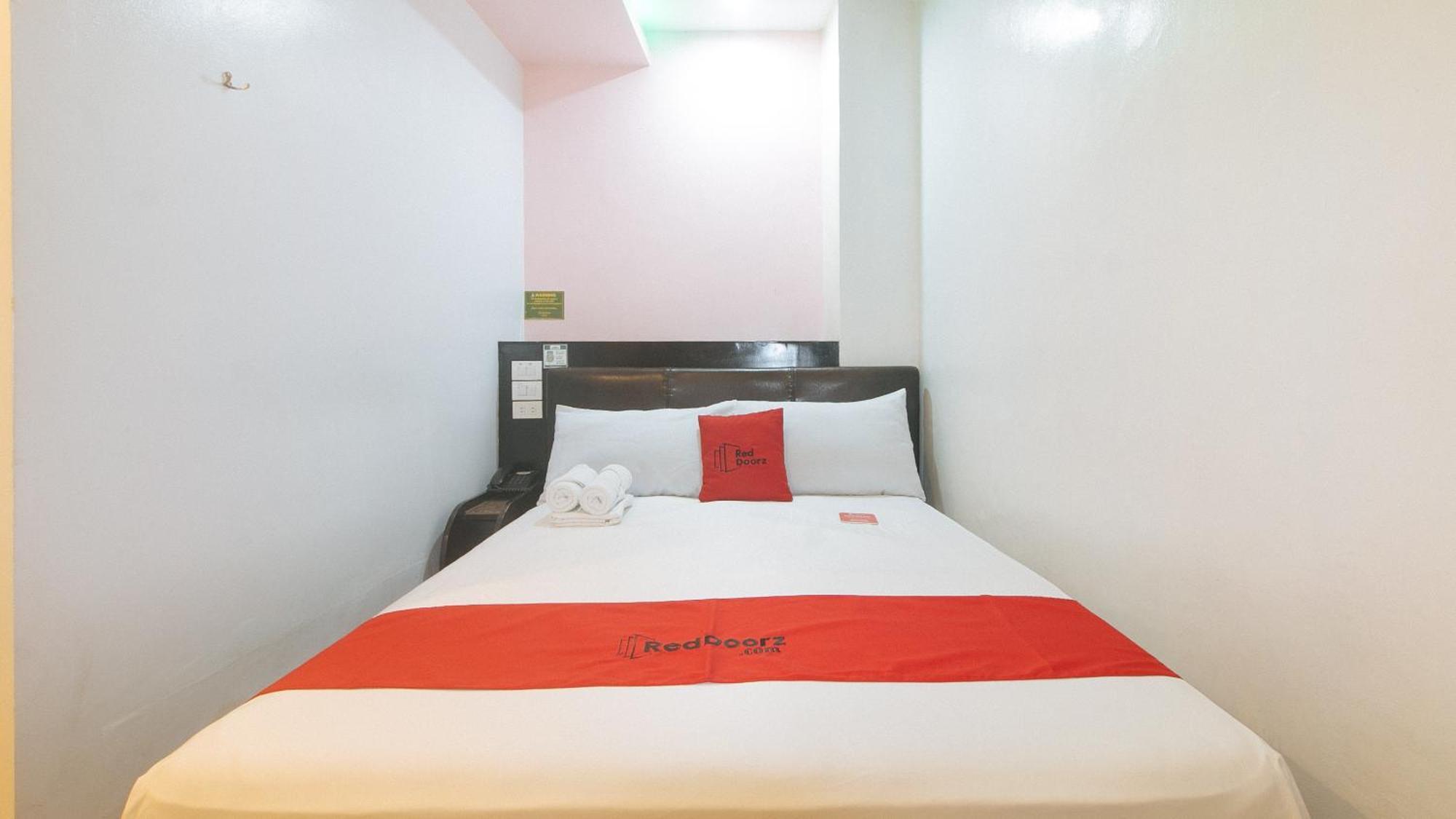 Reddoorz At Ranchotel Alabang Muntinlupa City Exterior photo